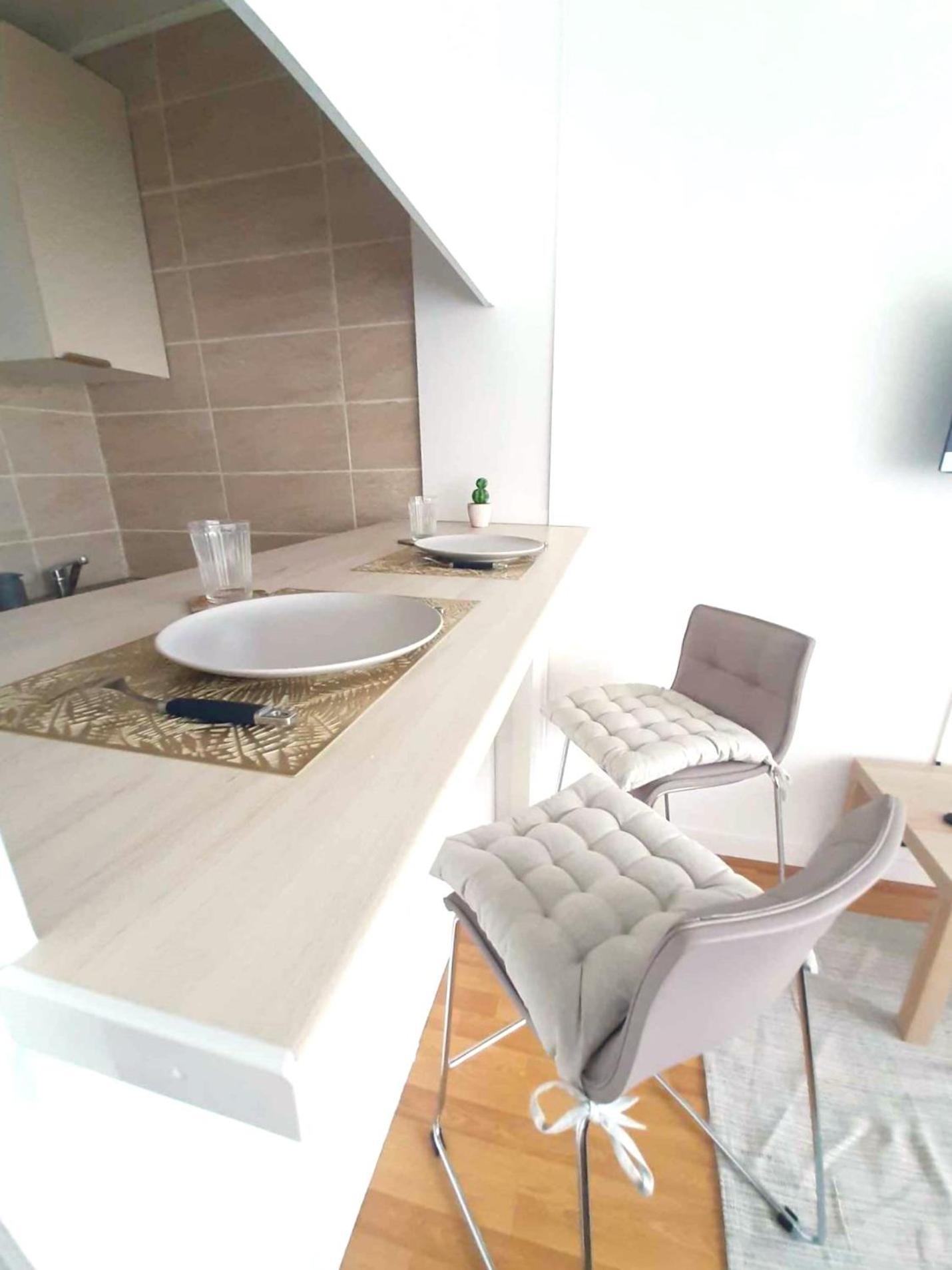 Appartement Au Havre Des Sacres - Balcon - Proximite Centre à Reims Extérieur photo